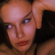 Gorgona_Manson
