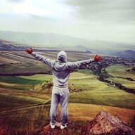 Anton_Tanuke